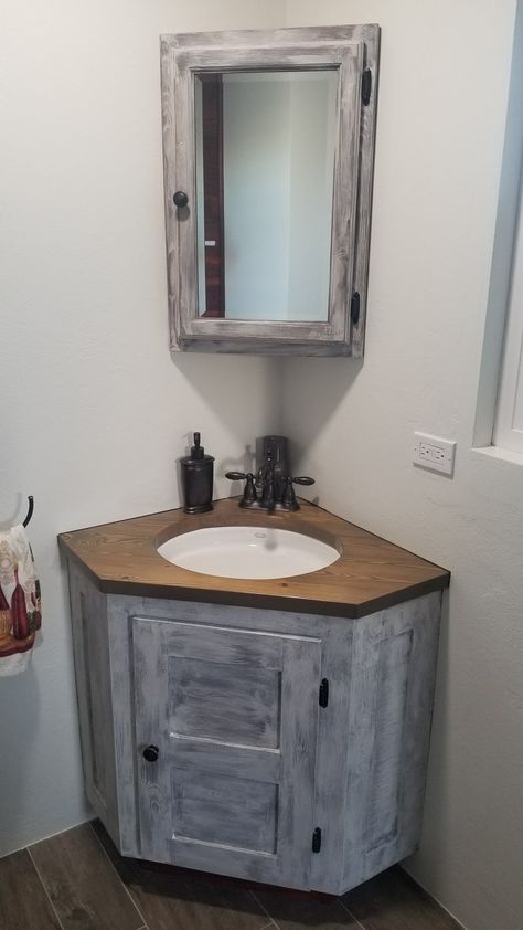 Corner Bathroom Mirror Ideas, Diy Corner Bathroom Vanity, Bathroom Corner Cabinet Ideas, Corner Sink Bathroom Ideas, Corner Washbasin Design, Corner Basin Design, Corner Bathroom Sink Ideas, Corner Wash Basin Ideas, Wash Basin Ideas In Hall Corner