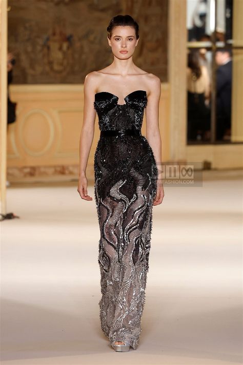 Black Couture Gown, Hollywood Glam Dress, Catwalk Dress, Gowns Dresses Elegant, Paris Fashion Week Runway, Ellie Saab, Runway Dresses, Fashion Week Runway, Ball Gown Dresses