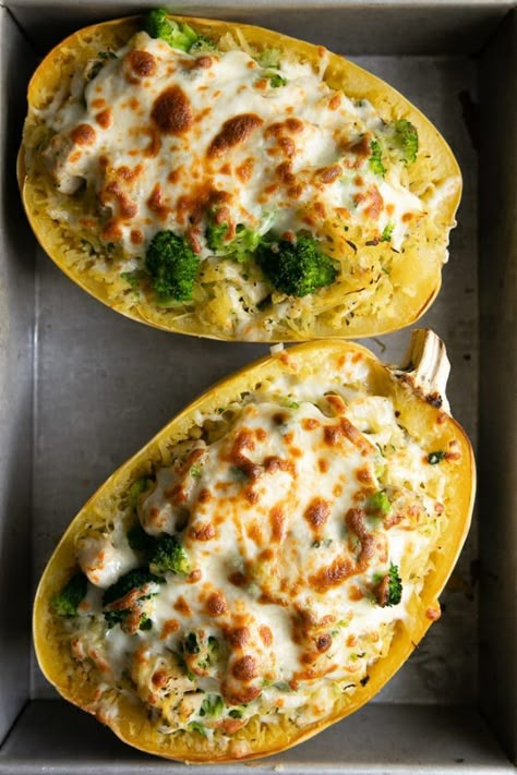 Recipes With Spaghetti Squash, Squash Recipes Easy, Squash Recipes Healthy, Healthy Squash Recipes, Squash Dishes, Spaghetti Squash Recipes Healthy, Spaghetti Squash Recipes Easy, Stuffed Spaghetti Squash, Stuffed Squash