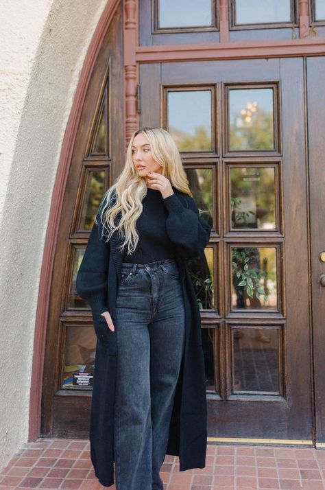 Long Black Cardigan Sweater, Style Wide Leg Jeans, Women Long Cardigan, Long Black Cardigan, Long Cardigan Sweater, Black Cardigan Sweater, Long Duster, Maxi Cardigan, Chunky Cardigan