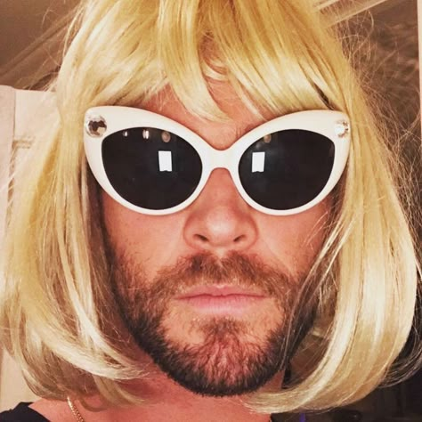 Chris Hemsworth Funny, Marvel Man, Наташа Romanoff, Dr Marvel, Chris Hemsworth Thor, Avengers Cast, Marvel Cast, Marvel Photo, Marvel Images