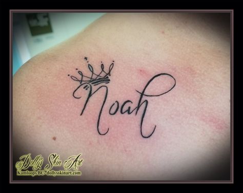 Julian Name Tattoo, Tattoos For Husband Name, Noah Tattoo Name, Husbands Name Tattoo Ideas, Noah Tattoo, Husband Name Tattoos, Noah Name, Tattoo For My Son, Baby Footprint Tattoo