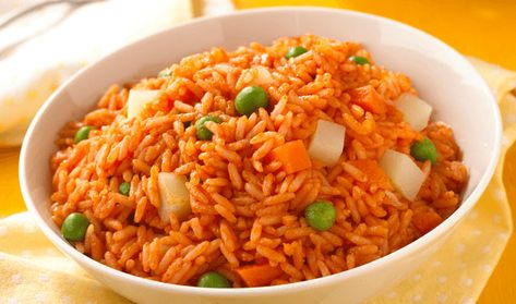 ¡Aprende a preparar Arroz rojo con esta receta fácil y divertida! Cocina con Inspiración y descubre todos los tips saludables que NESTLÉ tiene para ti. Arroz Frito, Best Mexican Recipes, Mexican Cooking, How To Cook Rice, Orange Recipes, Yummy Eats, Recipe Images, Side Recipes, Low Sodium