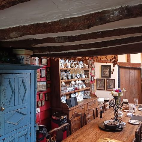 Our Old House | I know some people may not like my largely unfitted kitchen, but it is an old farmhouse | Facebook Poor Kitchen, Unfitted Kitchen Ideas, Farmhouse Food, Unfitted Kitchen, Food Cupboard, Victorian Kitchen, Irish Food, Indian Kitchen, Cottage Interiors