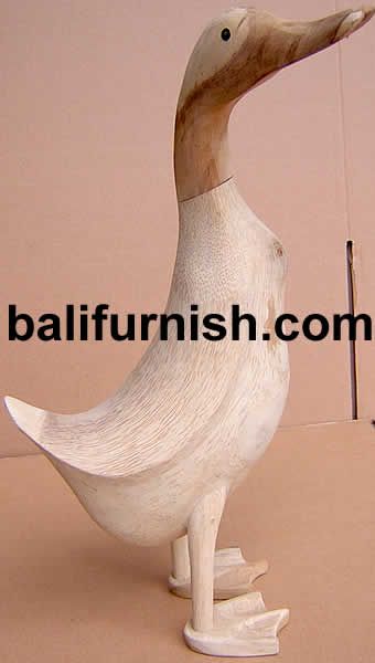 Wood Sculpture Art, Runner Ducks, Bamboo Roots, Duck Feet, Appartment Decor, Wooden Duck, Duck Bird, Wood Ducks, Graphic Design Layouts