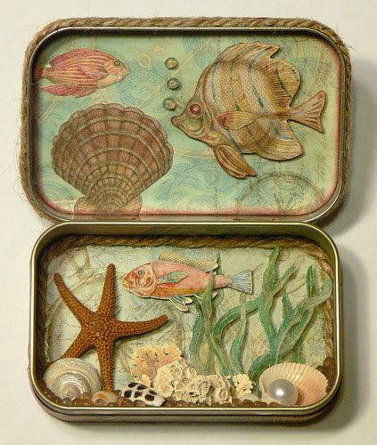 Ink Stains: Altered Altoids Tin Art Festival Mint Tin Crafts, Altoids Tin, Altoids Tins, Altered Tins, Mint Tins, Tin Can Crafts, Shadow Box Art, Ink Stains, Altered Boxes