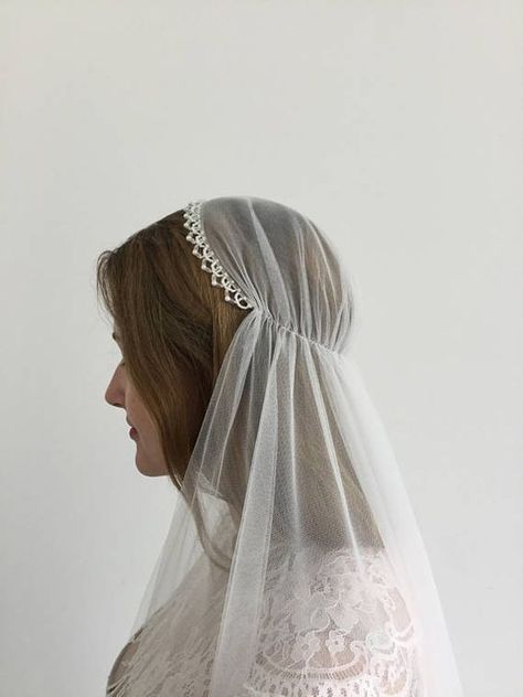 Wedding Veils Diy, Veil Diy, Juliet Cap Veil, Vintage Veil, Veil With Blusher, Diy Wedding Veil, Juliet Cap, Ivory Wedding Veils, Wedding Veil Vintage