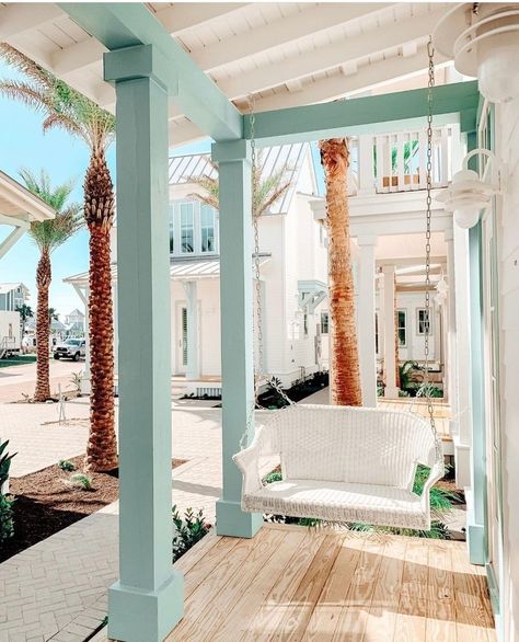 Beach Life Living on Instagram: “Happy Sunday! Have a swing and enjoy the view! ⁠ ⁠ Repost:@cinnamon_shore ⁠ ⁠ The Fountain Plaza Cottages ⁠ ⁠ #cinnamonshore⁠ #cottage⁠…” Retro Beach, Beach Cottages Exterior, Greek Style Home, Beach Balcony, Coastal Condo, Charleston Beaches, Beach Patio, Beach Shack, Beach Bungalows