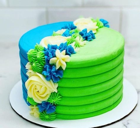 Earth Cake Ideas, Earth Day Cake, Pictures Of Cakes, Green Birthday Cakes, Earth Cake, Cake Competition, Planet Cake, Simple Cakes, Online Cake Delivery