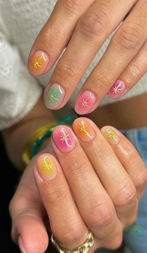 Nails Gel Short Simple, European Summer Nails, Short Funky Nails, Short Aura Nails, Subtle Pride Nails, Match Nails, Summer Vacation Nails, Mix Match Nails, Rave Nails