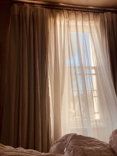 Aesthetic Curtains Bedroom, Aesthetic Curtains, Curtains Aesthetic, Relaxing Wallpaper, Curtain Aesthetic, Windows And Curtains, Umbrellas Of Cherbourg, History Instagram, Winter Hygge