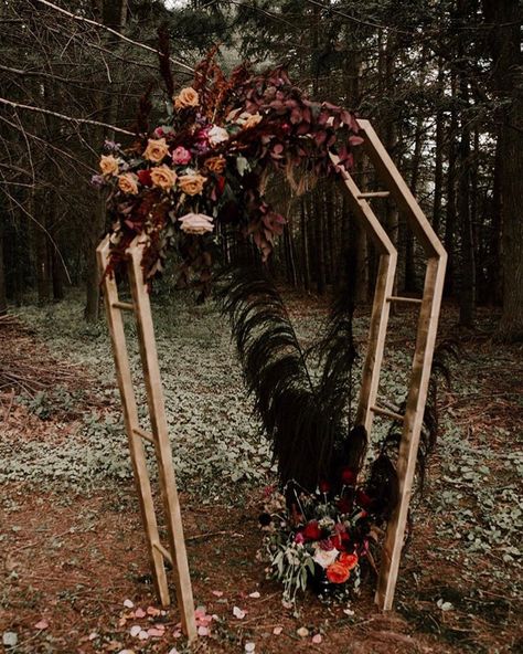 Bear Bones Woodworks Ⓥ on Instagram: “A quick and dirty coffin-shaped arch for a sick halloween shoot by @whimandwillowphoto 🎃👻 Stunning floral arrangement by @thornfloral…” Halloween Wedding Inspiration, Coffin Shaped Wedding Arch, Gothic Wedding Outdoor, October Weddings On A Budget, Cheap Halloween Wedding Ideas, Gothic Wedding Isles, Halloween Wedding Arch Ideas, October Spooky Wedding Ideas, Dark Wedding Diy