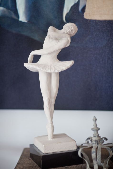 Ballerina Clay Sculpture, Ballet Statue, Clay Ballerina, Ballerina Sculpture, Besties Pics, Ballerina Figure, The Paris Apartment, Ballerina Drawing, Ballet Painting