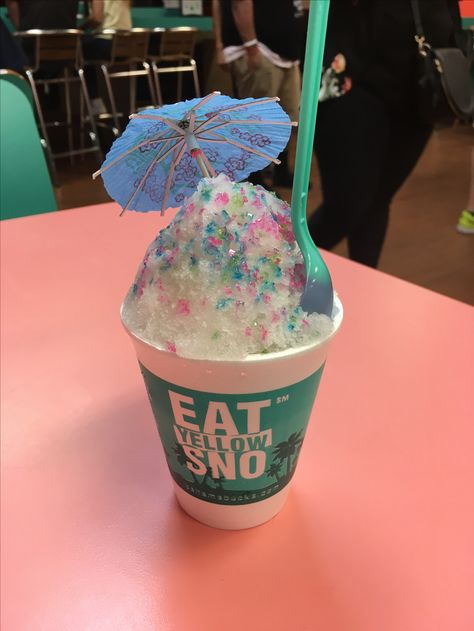 Bahama Bucks Bahama Bucks Flavor Combinations, Bahama Bucks, Birthday Cake Flavors, Flavor Combinations, Cake Flavors, Dream Girl, Healthy Snacks Recipes, Healthy Options, Food Cravings