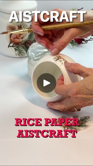 Aistcraft Rice Paper, Decoupage With Rice Paper, Decopatch Ideas, Winter Squirrel, Decoupage Rice Paper, Decoupage Projects, Diy Christmas Lights, Christmas Decoupage, Decoupage Tissue Paper