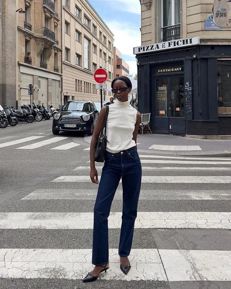 How to Look Richer Than You Are: 10 Essential Styling Tips | Who What Wear Jeans Going Out Outfit, Dark Denim Outfit, Dark Denim Jeans Outfit, Dark Washed Jeans Outfit, Chic Denim Outfits, Dark Blue Jeans Outfit, Dark Jeans Outfit, Wash Jeans Outfit, Denim Jeans Outfit