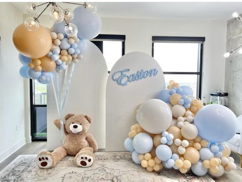 Baby Shower Scramble, Bear Baby Shower Theme, Baby Boy Themes, Baby Shower Deco, Outdoor Baby Shower, Gender Reveal Party Decorations, Baby Gender Reveal Party, Birthday Party Theme Decorations, Gender Reveal Decorations