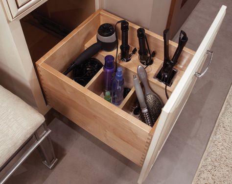 What every vanity room needs! Just needs an electrical outlet added to the inside of the pullout drawer! Diy Space, Bathroom Drawers, Diy Bathroom Storage, Bathroom Renos, Bathroom Cabinets, Bath Remodel, Craftsman Style, Bathroom Organization, Diy Bathroom