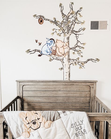 Pooh Nursery, Baby Nursery Inspiration, Winnie The Pooh Nursery, Baby Room Themes, Classic Winnie The Pooh, Nursery Room Design, Baby Boy Room Nursery, Baby Room Inspiration, Bear Nursery