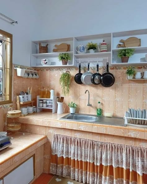 Desain Pantry Dapur, Model Dapur, Kitchen Decor Collections, Simple Kitchen Design, Cottage Shabby Chic, Small Kitchen Decor, Kitchen Interior Design Decor, Casa Vintage, House Design Kitchen