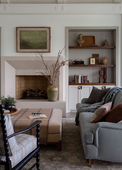 Lazy Boy Living Room, Kate Lester Interiors, Vintage Eclectic Home, Alcove Shelving, Sophisticated Home, Styling Shelves, Lazy Boy, Built In Cabinet, Latest House Designs