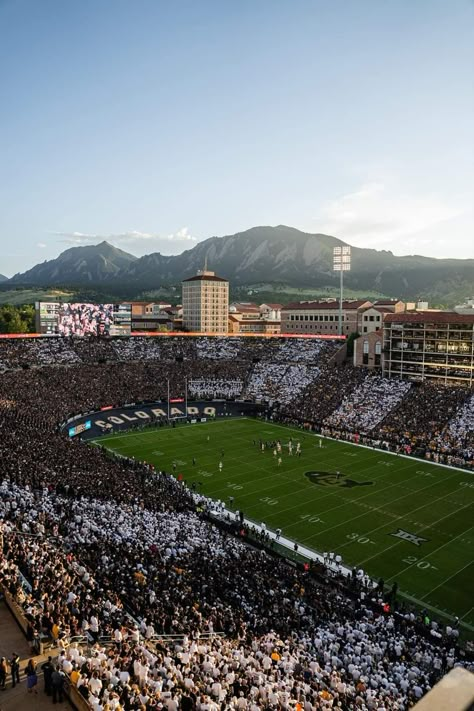 Cu Boulder Campus Aesthetic, University Of Colorado Boulder Aesthetic, Sko Buffs, Uc Boulder, Colorado Football, Campus Aesthetic, Gladiator Arena, Cu Boulder, Dream University