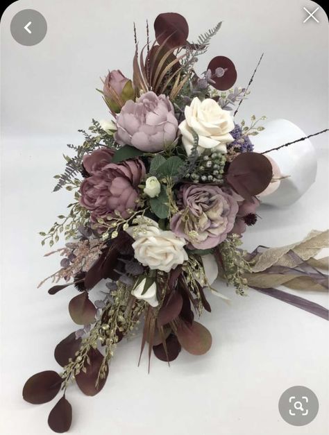 Mauve Green Wedding, Dusty Purple Wedding Decor, Mauve Flowers Wedding, Mauve Purple Wedding, Cranberry Wedding Colors, Mauve Bouquet, Bridesmaid Bouquet Alternatives, Bright Wedding Bouquet, Sunderland England