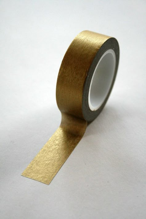 Favors Gold Solid Color, Gold Washi Tape, Tape Wall Art, Gold Tape, Zimmer Diy, Tape Wall, Motif Art Deco, Room Wall Painting, Gold Shower