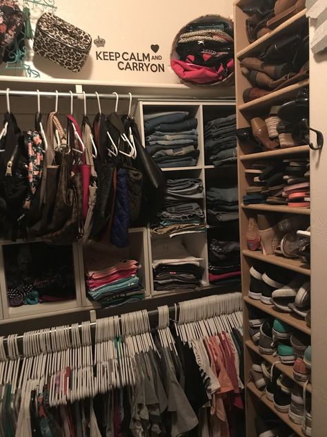 Closet Full Of Clothes Aesthetic, Clothes Organisation, Mens Closet Organization, Spare Bedroom Closets, Small Walk In Closet, Bedroom Closets, Room Organization Bedroom, Closet Tour, Closet Decor