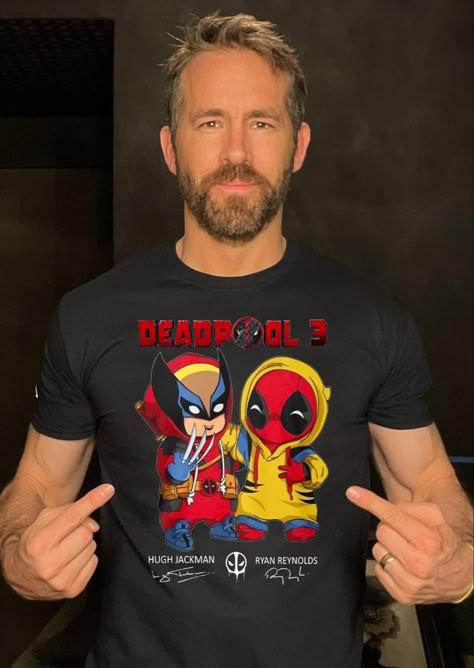 Deadpool Design, Deadpool Movie Poster, Cp9 One Piece, Cute Deadpool, Deadpool Artwork, Deadpool Cover Art, Deadpool Hoodie, Wolverine Shirt, Deadpool Shirt