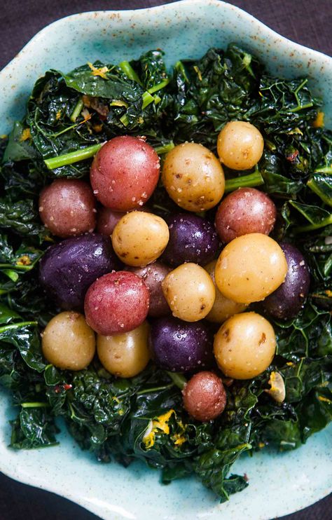 Dino Kale Recipes, Dino Kale, Ww Sides, Kale Potato, Baby Potato Recipes, Fried Kale, Dinosaur Kale, Longevity Recipes, Lazy Vegan