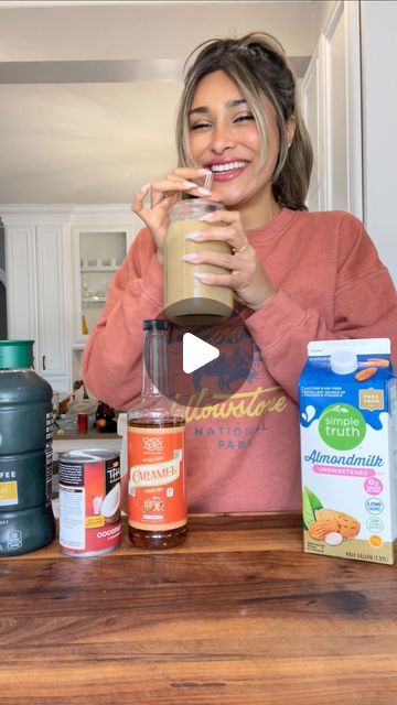 Healthier Iced Coffee Recipes, Cold Brew Caramel Iced Coffee, Keto Iced Coffee Drinks, Keto Cold Coffee Recipes, Low Calorie Iced Coffee At Home, Sugar Free Iced Coffee Recipe, Sugar Free Coffee Drinks, Low Carb Coffee Drinks, Low Cal Coffee