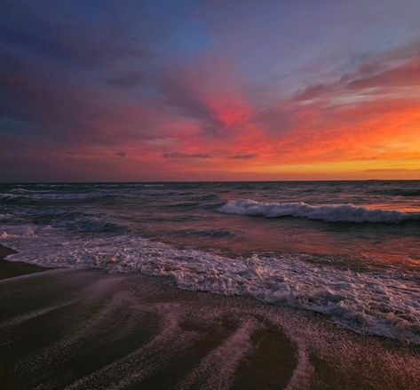 Visit New Smyrna Beach New Smyrna Beach, Summer Pictures, Florida Beaches, Beach Aesthetic, Love Life, Water, Quick Saves, Color