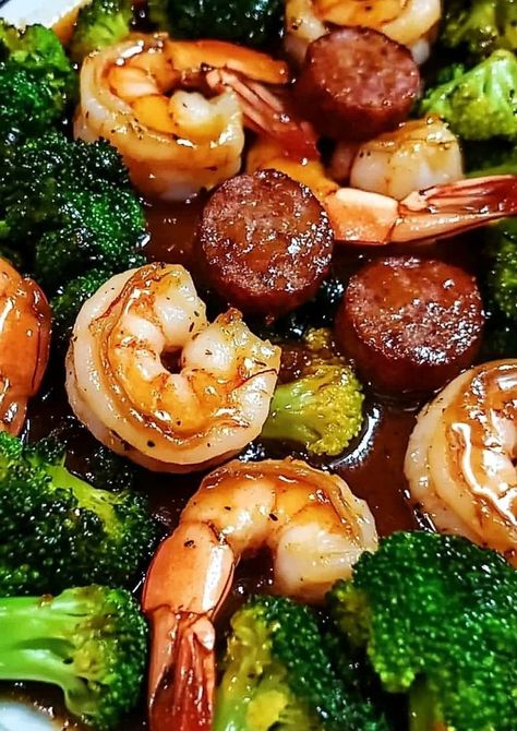 Honey Garlic Shrimp, Sausage & Broccoli – Delectable Recipe Sausage And Shrimp Recipes, Sausage And Broccoli, Sausage Broccoli, Golo Recipes, Honey Garlic Shrimp, Broccoli Dishes, Smart Eating, Shrimp Sausage, Dinner Ideas Recipes