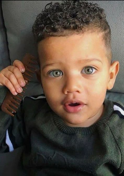 Curly Hair Baby Boy, Mixed Boys Haircuts, Boys Curly Haircuts, Curly Hair Baby, Toddler Hairstyles Boy, Baby Haircut, Toddler Haircuts, Baby Boy Haircuts