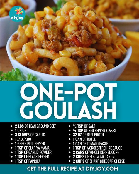 One Pot Goulash, Goulash With Corn, Classic Goulash Recipe, Best Goulash Recipes, Easy Goulash Recipes, Goulash Soup, Bacon Chili, Goulash Recipe, Avocado Toast Recipe