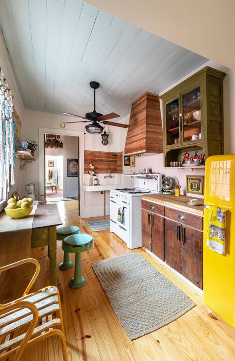 Cabin Kitchen Ideas, New Orleans Kitchen, Retro Cabin, Used Kitchen Cabinets, Creole Cottage, Used Cabinets, Cabin Kitchen, Cottage Renovation, Flooring Trends