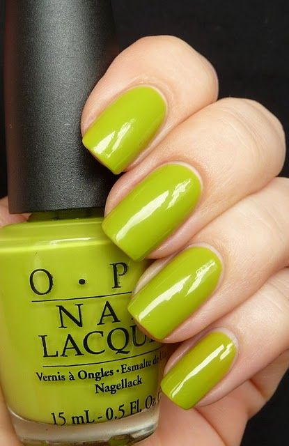 Green nails. Wicked ;) I am SO in love with this color!!!! Frm Corona Holland's bd: Color My World (4 u LO... <3 dodo) Chartreuse Nails, Green Mani, Wicked Nails, Do It Yourself Nails, Opi Polish, Nikki Minaj, Halloween Color, Polish Manicure, Green Nail