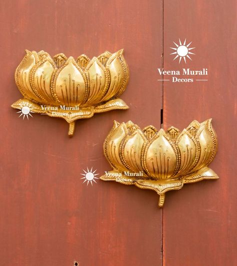 Lotus Wall Hanging Brass Brass Dasavatharam Decor, Indian Artforms, Sudharshana Chakra, Brass Decor Indian, Lotus Wall Hanging, Lotus Decor, Brass Wall Decor, 3d Art Painting, Wall Decor Indian