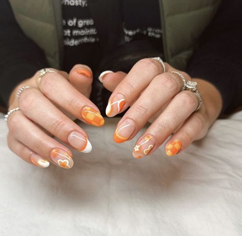 Orange Nail Inspiration, Orange Spring Nails, Light Orange Nails, Orange Nails Fall, Nail Designs Orange, Irish Nails, Orange Nail Art, Orange Nail Designs, Orange Nail Polish