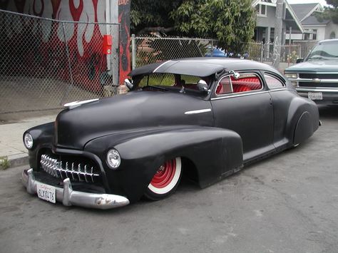 Custom Car Chop Top 1947 | chopit dropit bagit layit or just dragit www lordzofkustomz com Chevy Fleetline, Gas Monkey Garage, Custom Rods, Kustom Cars, Gas Monkey, Classic Cars Trucks Hot Rods, Old School Cars, Hot Rods Cars, Us Cars