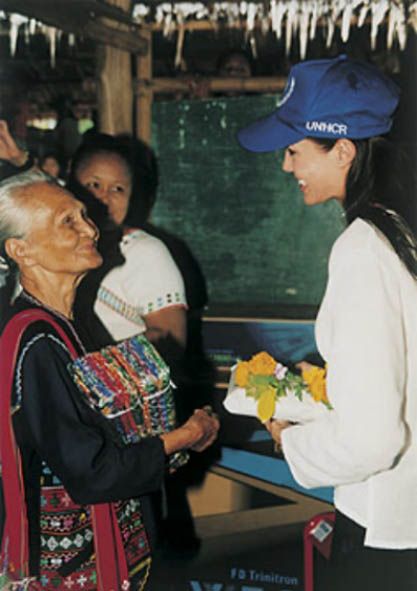 Angelina Jolie Volunteer, Unicef Angelina Jolie, Angelina Jolie Unicef, Unicef Volunteer Aesthetic, Angelina Jolie Humanitarian, Charity Work Aesthetic, Angelina Jolie Charity, Humanitarian Aesthetic, Unicef Volunteer