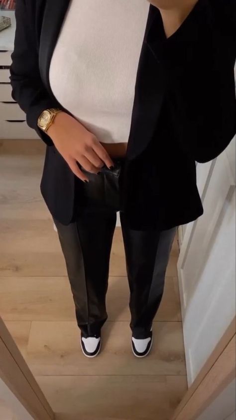 White Baddie, Zara Drip, Outfit Zara, Classy Fits, Mode Zara, Bryson Tiller, Trendy Outfits Winter, Fasion Outfits, Just Style