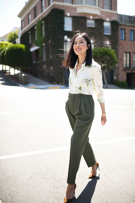 Workweek – 9to5chic Formals For Short Women, Petite Formal Outfit, Formal Outfits For Short Women, Trousers Outfit Formal, Summer Professional Outfit, Petite Work Outfits, Stylish Formal Dresses, Conference Outfit, Outfit For Petite Women