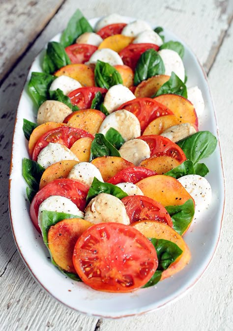 Salad Styling, Peach Caprese Salad, Peach Caprese, Book Club Discussion, Salad Pasta, Summer Salads, Delicious Salads, Caprese Salad, Soup And Salad