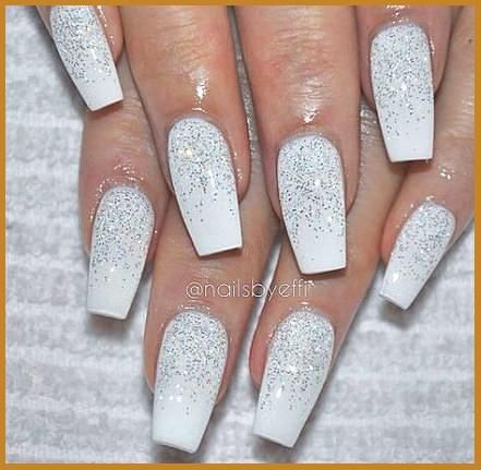 Short Acrylic Nails Square White Sparkle, Ghost Fingernails, Sequence Nails, Lady Nails, Fade Nails, Nails With Glitter, Unghie Sfumate, Gel Pedicure, French Pedicure