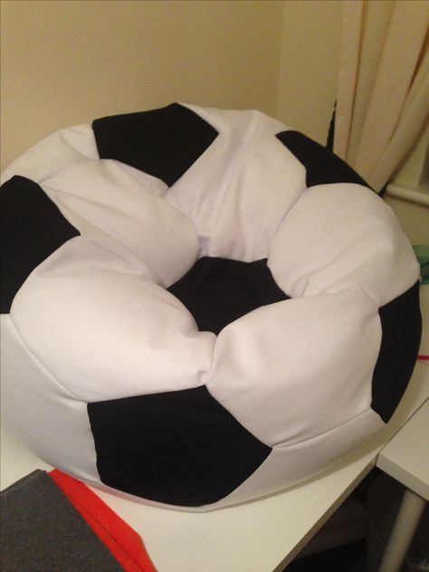 Freddie's football beanbag - I used honeycomb parc fabric which meant I didn't need to worry about seam finishing (there were a lot!!!) Been Bag, Diy Bean Bag, Bean Bag Filling, Food Gift Cards, Football Outfits, Kids Playground, Work Bag, Baby Games, Bean Bag