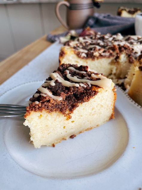 Small-batch Coffee Cake - Mini Batch Baker Small Batch Baking Recipes, Small Batch Cake Recipe, Batch Baking, Vegan Egg Replacement, Small Batch Baking, Cake Coffee, Cake Mini, Crumb Cake, Cooking For One