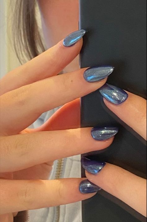 Black Nails With Blue Chrome, Chic Blue Nails, Midnight Blue Nails Aesthetic, Indigo Almond Nails, Smokey Blue Nails Prom, Navy Blue Prom Nails Almond, Dark Blue Iridescent Nails, Blue Dress Prom Nails, Indigo Acrylic Nails