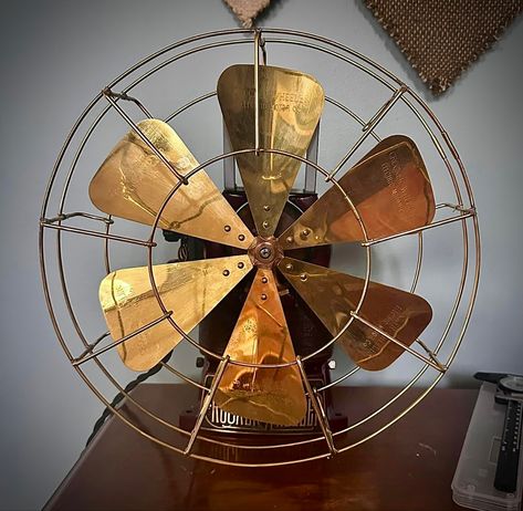 Copper Fan, Antique Fans, Old Fan, Fan Picture, Electric Fan, New Room, Electricity, Copper, Fan